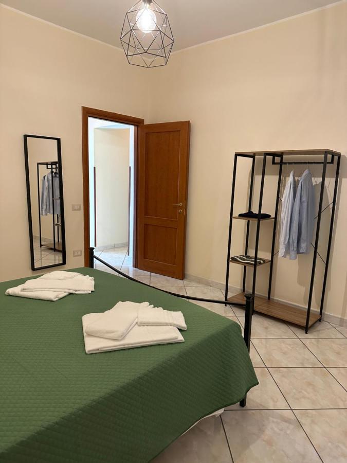 In Famiglia Apartment And Rooms For Pompei, Amalfi, Sorrento And Salerno Sant'Egidio del Monte Albino Экстерьер фото